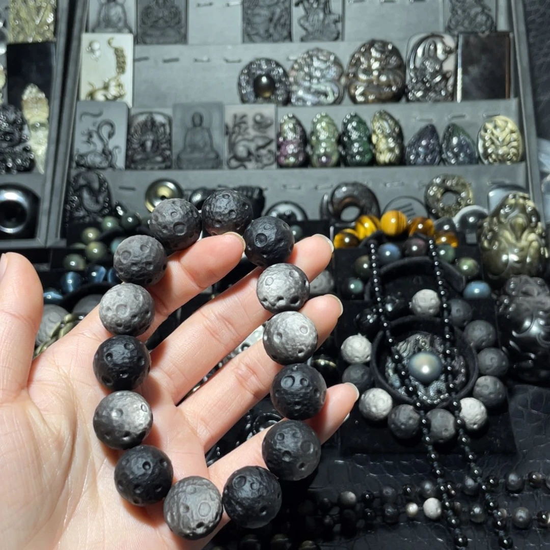 等***下黑曜岩未镶嵌珠宝奇石