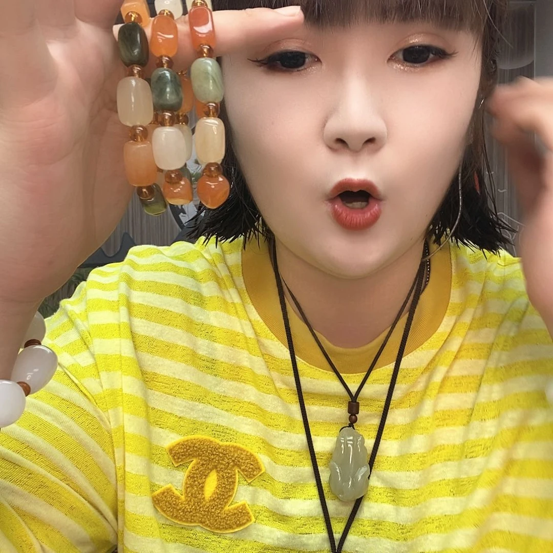 未镶嵌蛇纹石玉手链