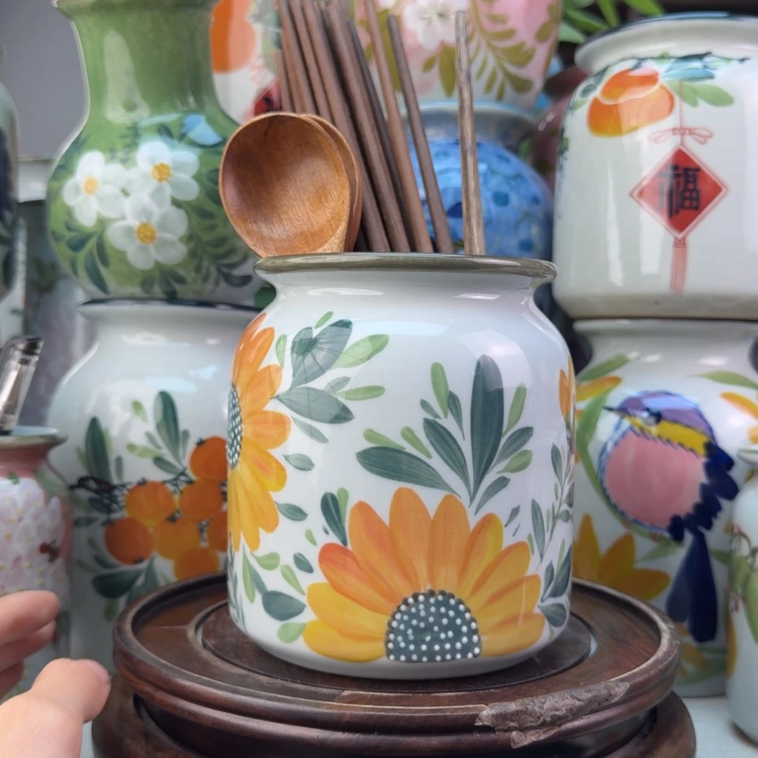景德镇纯手绘陶瓷花瓶
