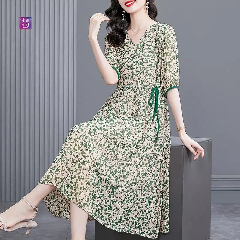 名媛风高端气质碎花领短袖连衣裙2025年夏季新款绿色大码中长裙