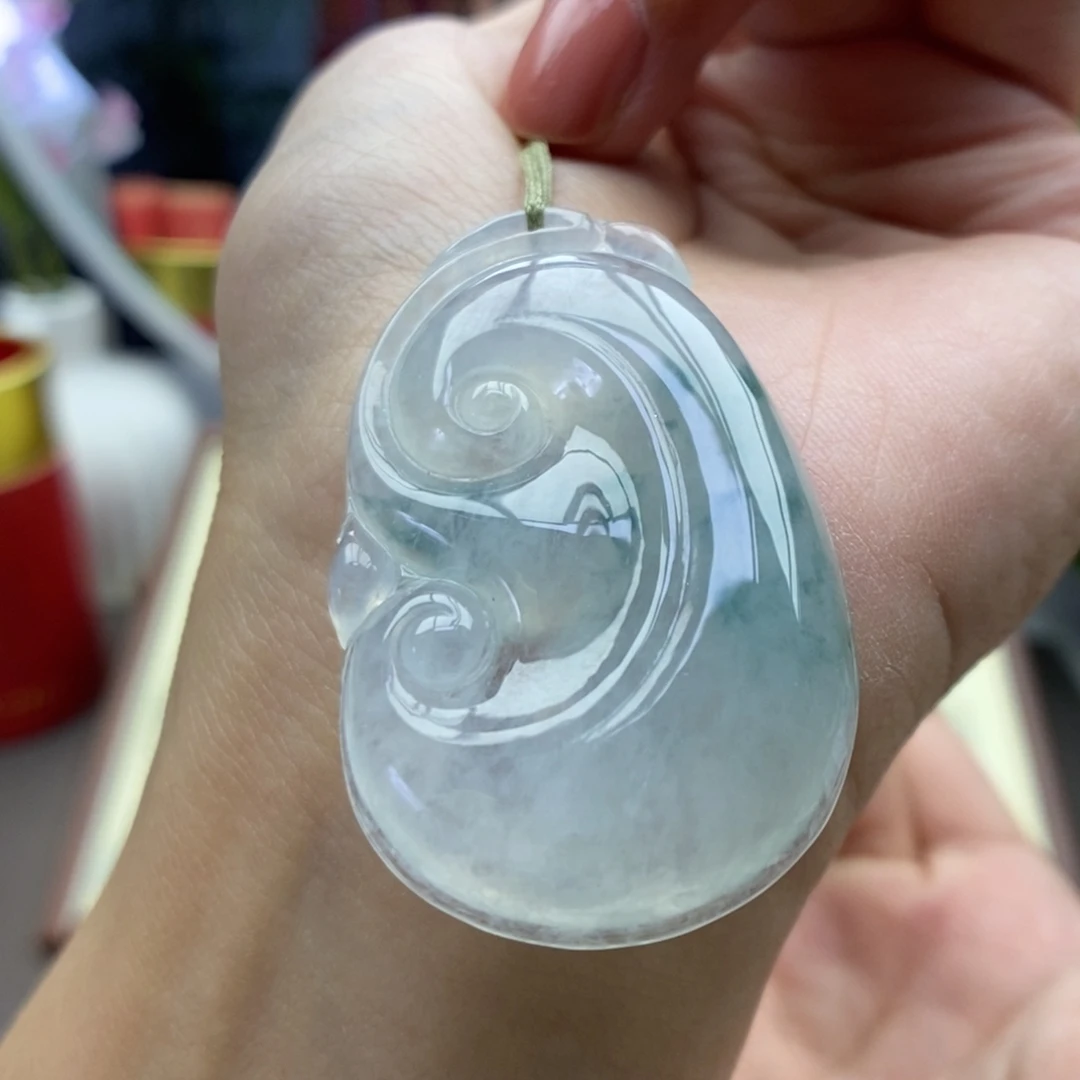 翡翠未镶嵌颈饰吊坠46