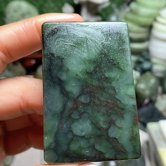 未镶嵌和田玉（糖玉）珠宝半成品