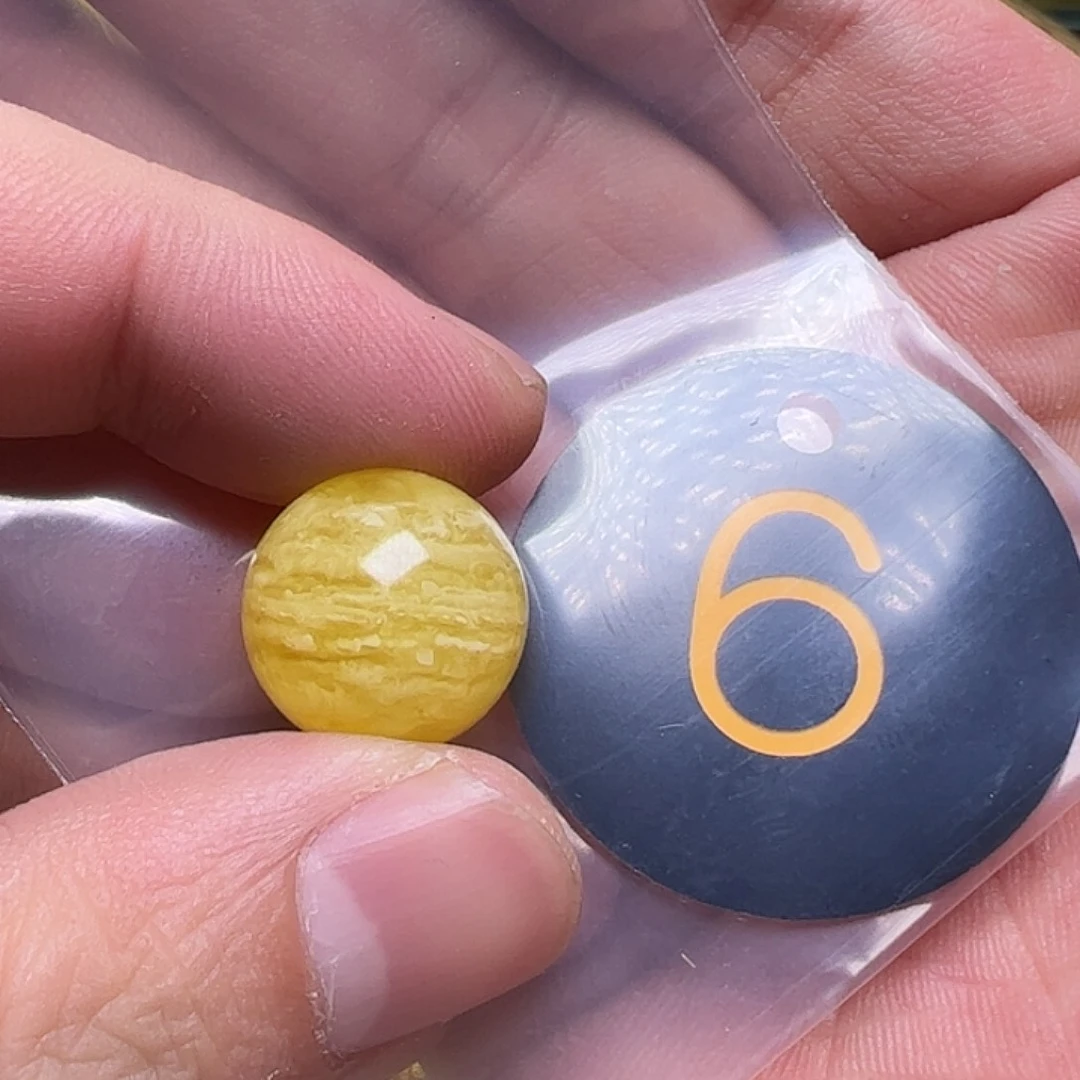 蜜蜡未镶嵌珠宝奇石小**介16mm