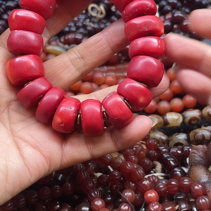 灵***儿玛瑙/玉髓未镶嵌颈饰