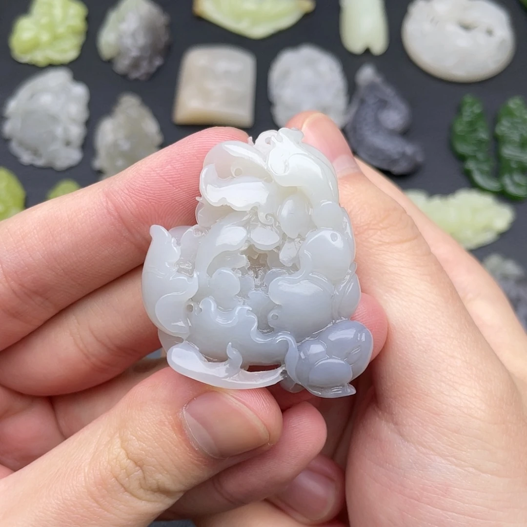 【闪购商品】颈饰未镶嵌和田玉