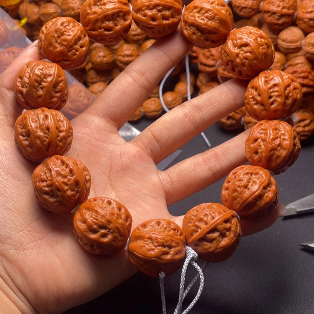 文玩核桃手串过***死灯笼