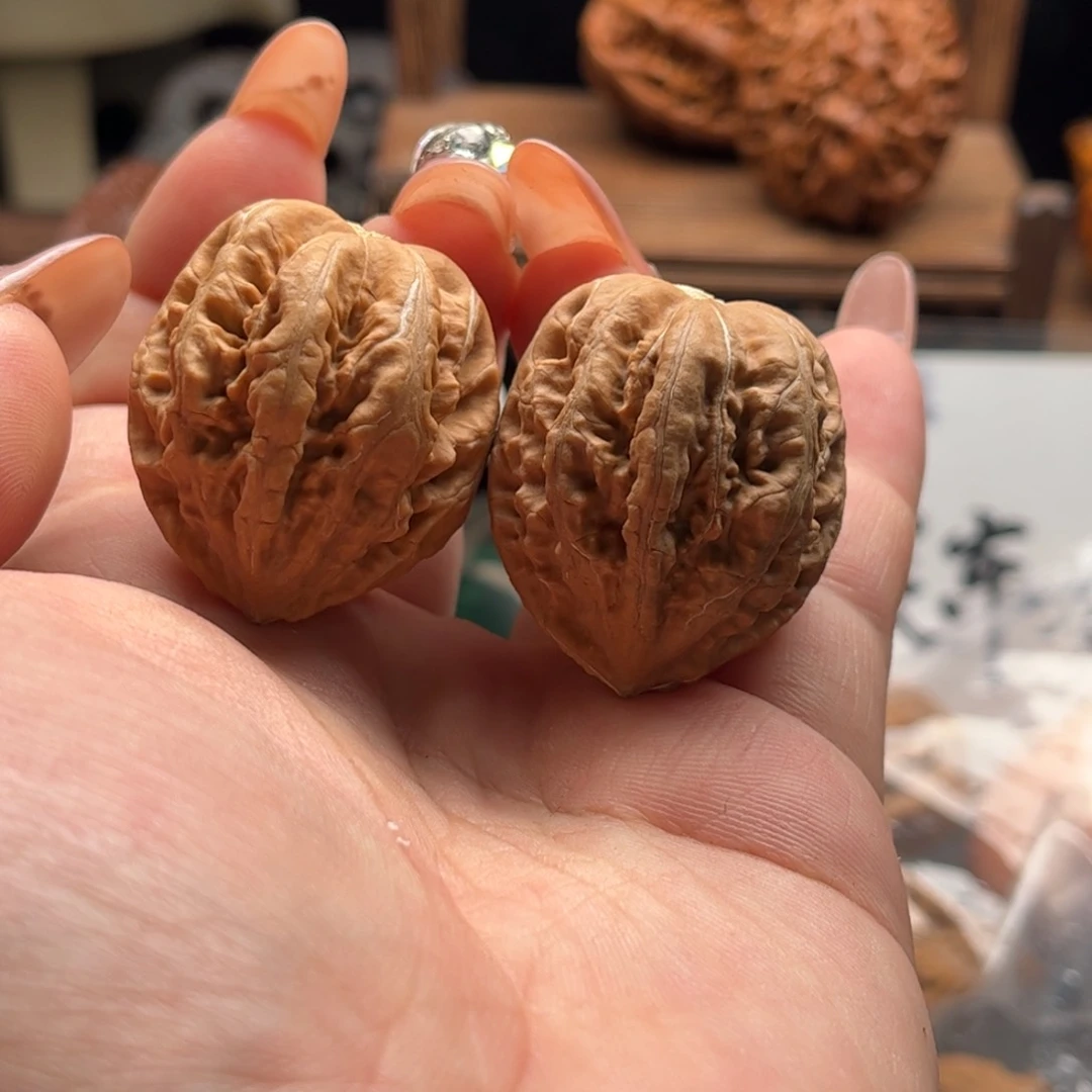 文玩核桃把件关东木子家楸大胖30