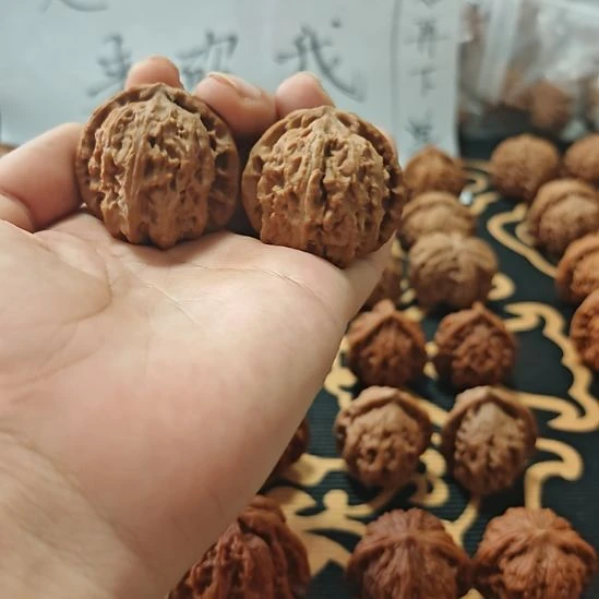 文玩核桃吊坠全品白狮子