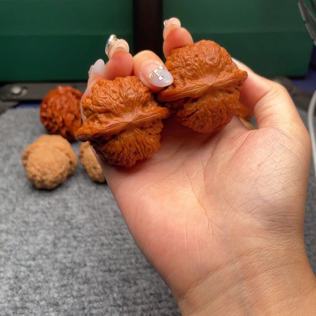 文玩核桃吊坠一**缘