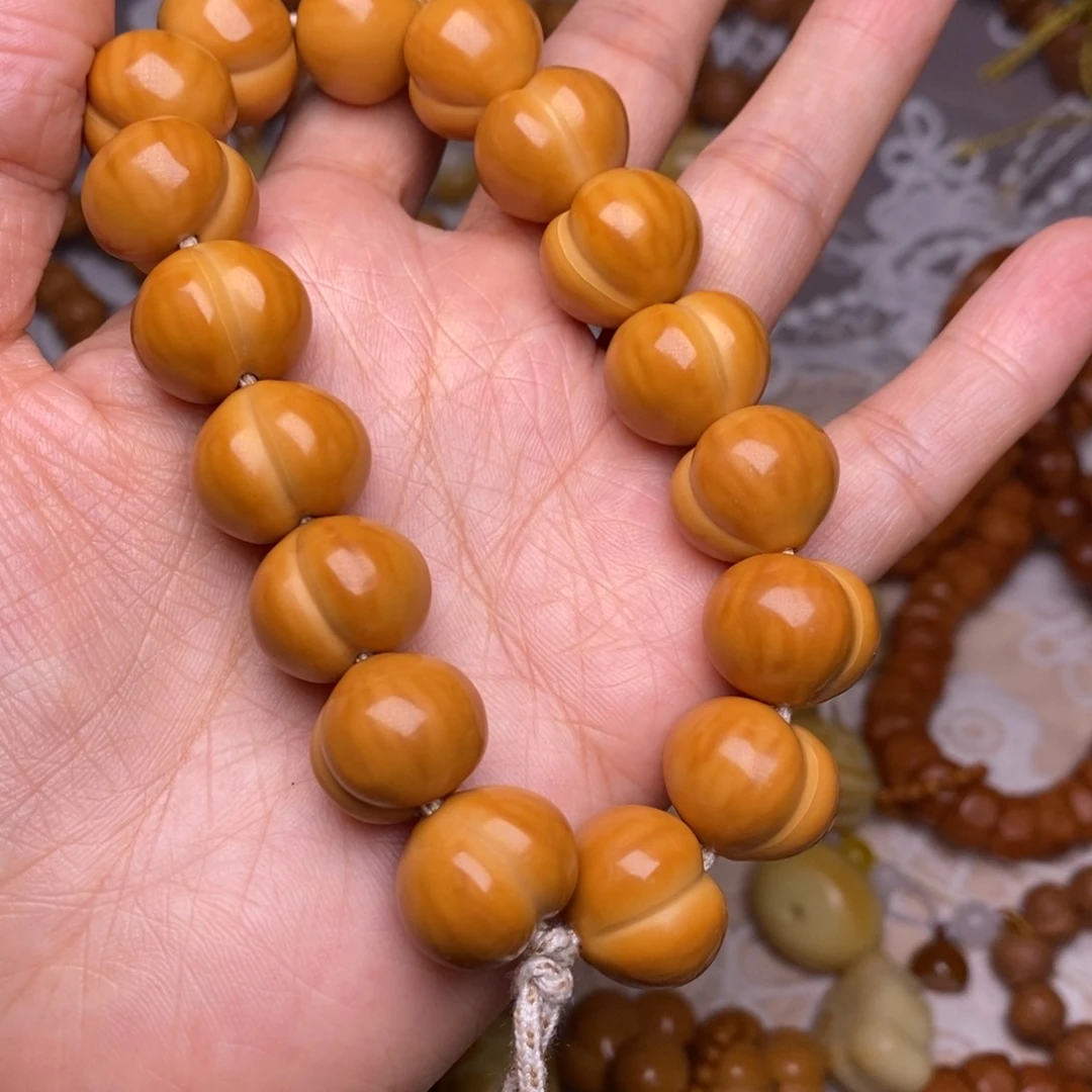 把件猴头核桃柯基屁桃高定