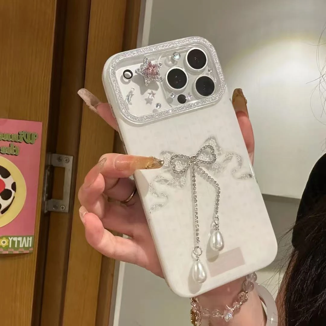 白底闪粉蝴蝶结珍珠吊坠适用iPhone17promax手机壳苹果16可爱1514