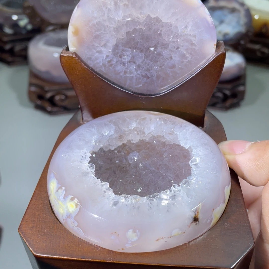 大型摆件（非配饰）水晶未镶嵌聚宝盆