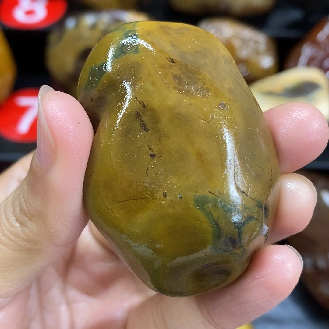 玛瑙/玉髓未镶嵌珠宝奇石