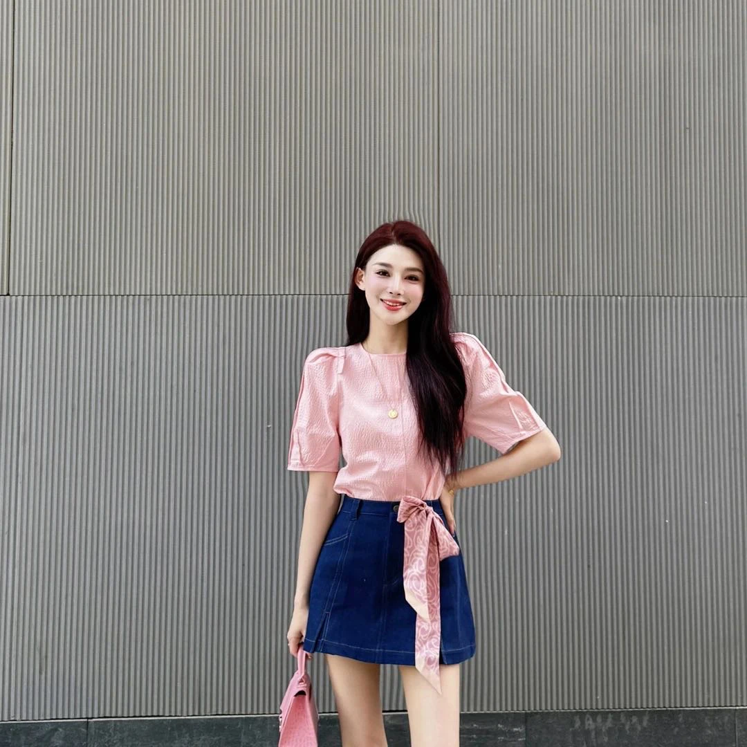 【商场同款】2025春夏新款气质简约百搭套头泡泡袖短款衬衣T恤女士