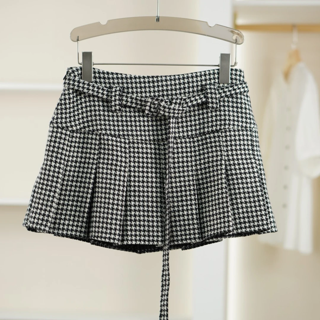 麦迪尚品【K】5042890 春秋简约格纹超短裙品牌撤柜女装折扣