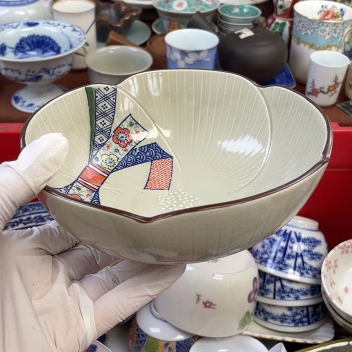 他家瓷器真美…开播了