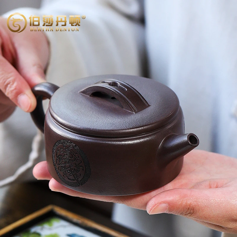BERTHA DENTON宜兴原矿老紫泥全手工紫砂壶大口汉瓦茶壶底部刻字