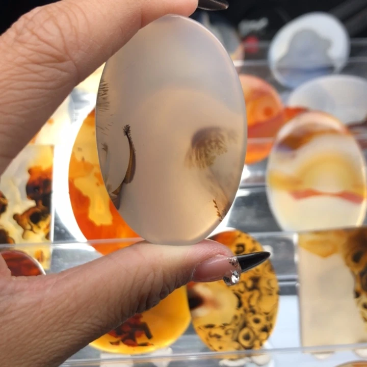 玛瑙/玉髓颈饰未镶嵌120