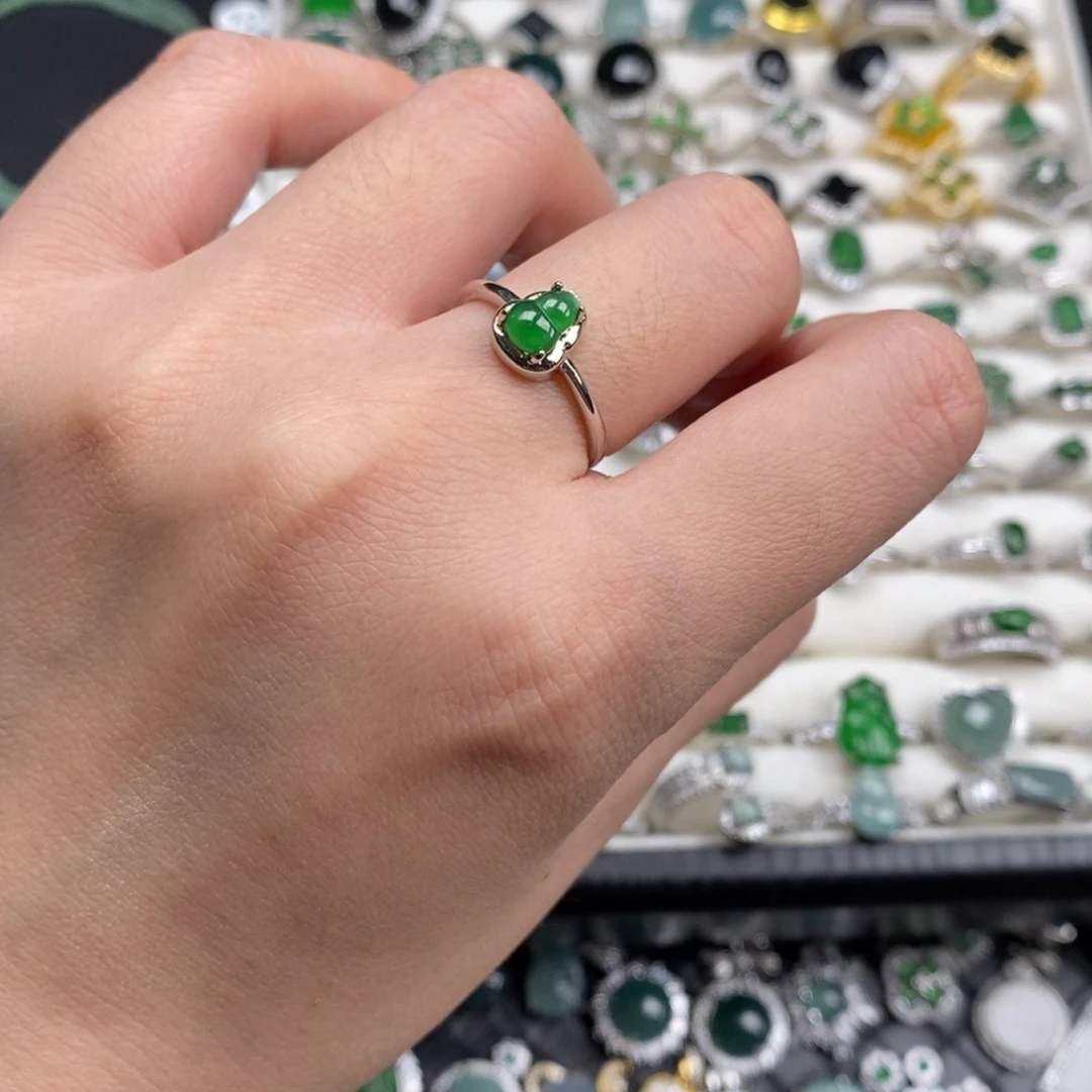 未镶嵌挂件翡翠翡翠