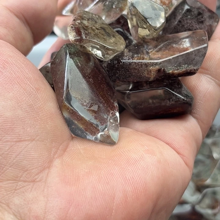 未镶嵌吊坠(赠链)水晶雷*