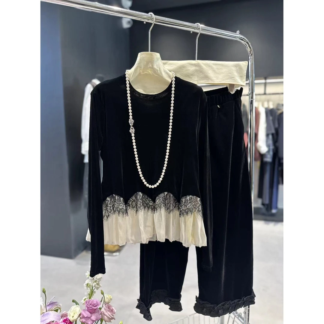 168欧韩集合店| 蕾丝拼接上衣，优雅与个性并存T004