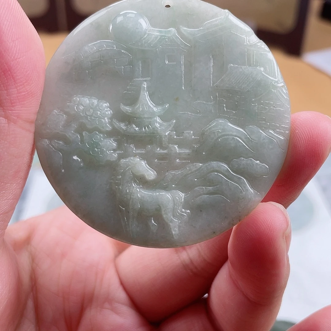 翡翠未镶嵌颈饰翡翠