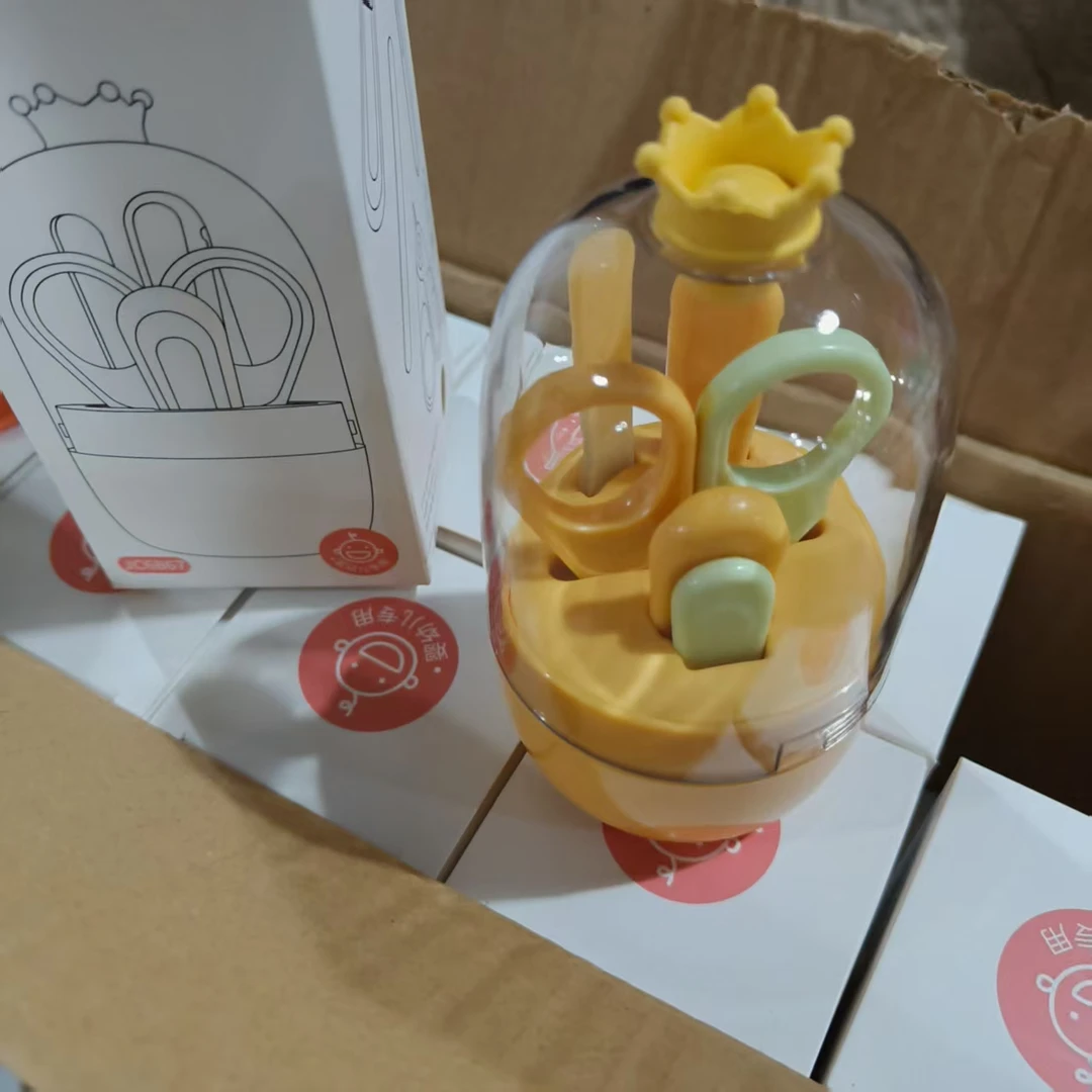 儿童指甲剪套装 不挑色发1盒