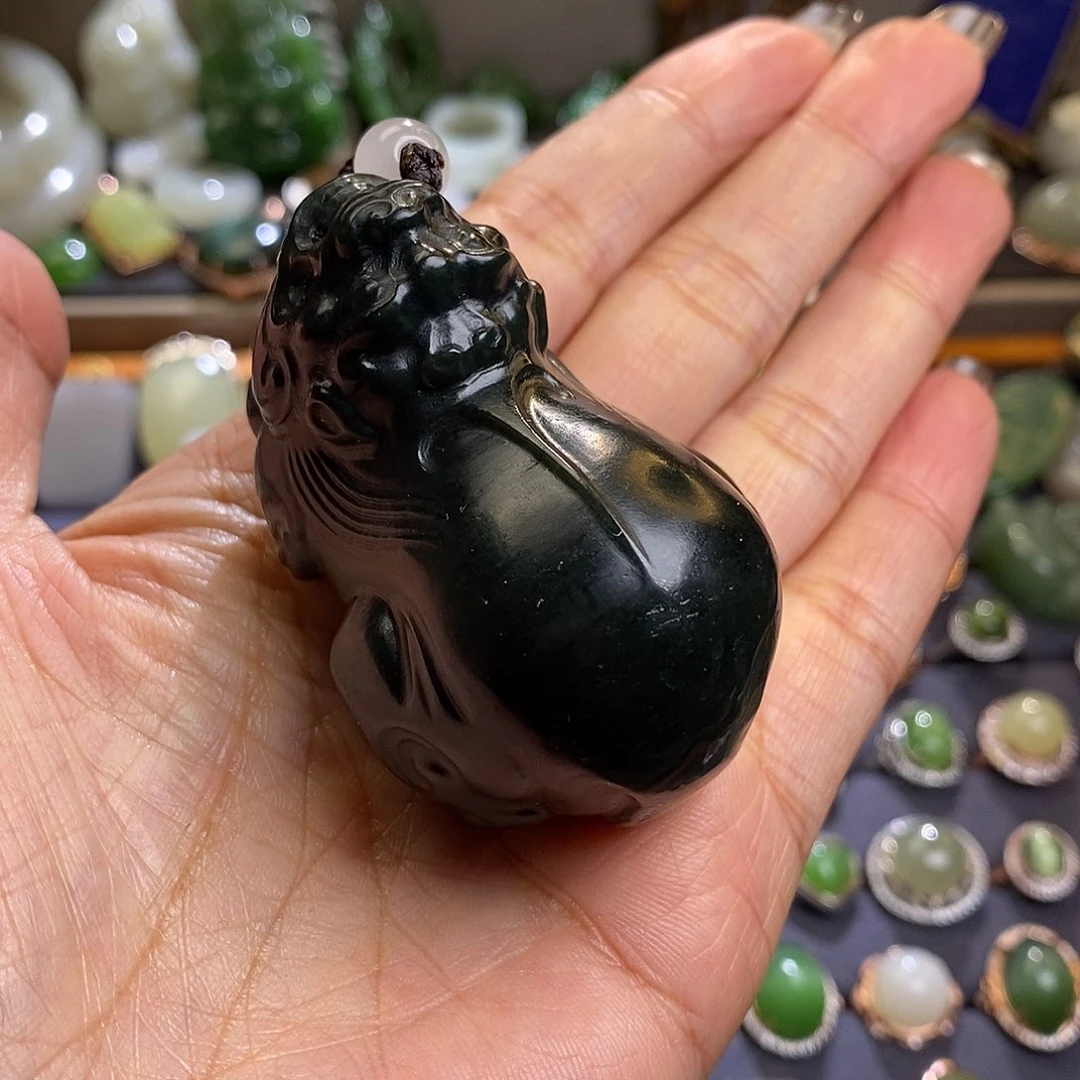 和田玉挂件未镶嵌