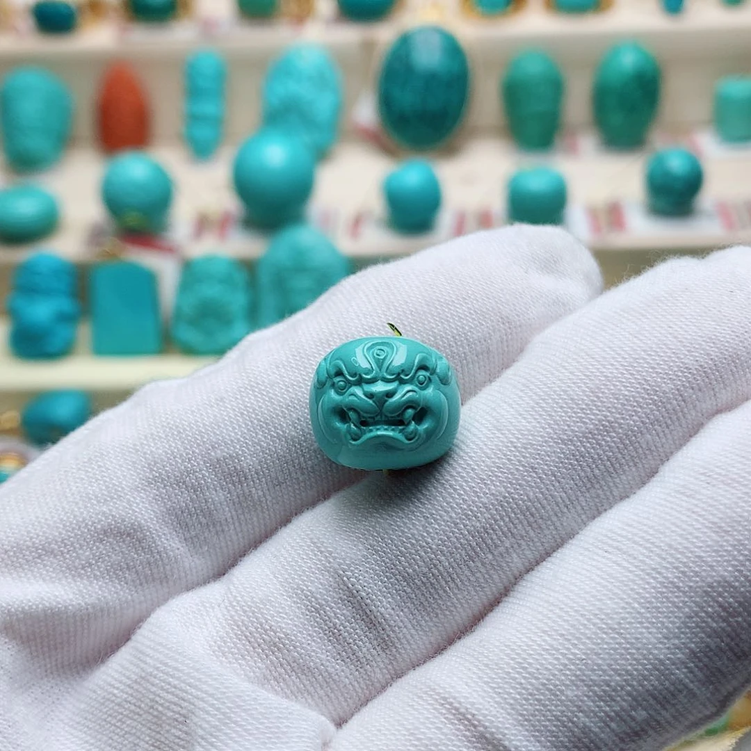 绿松石配饰未镶嵌