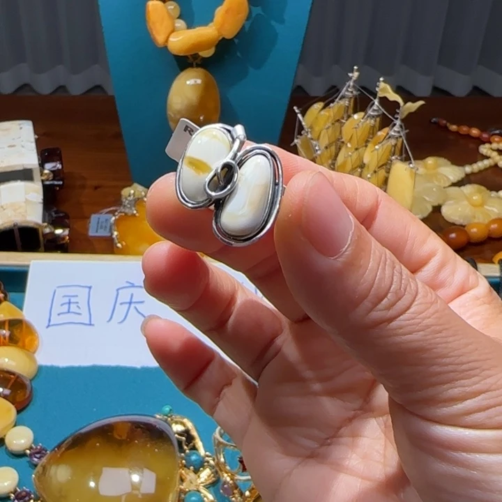 琥珀未镶嵌手链波兰设计款琥珀蜜蜡