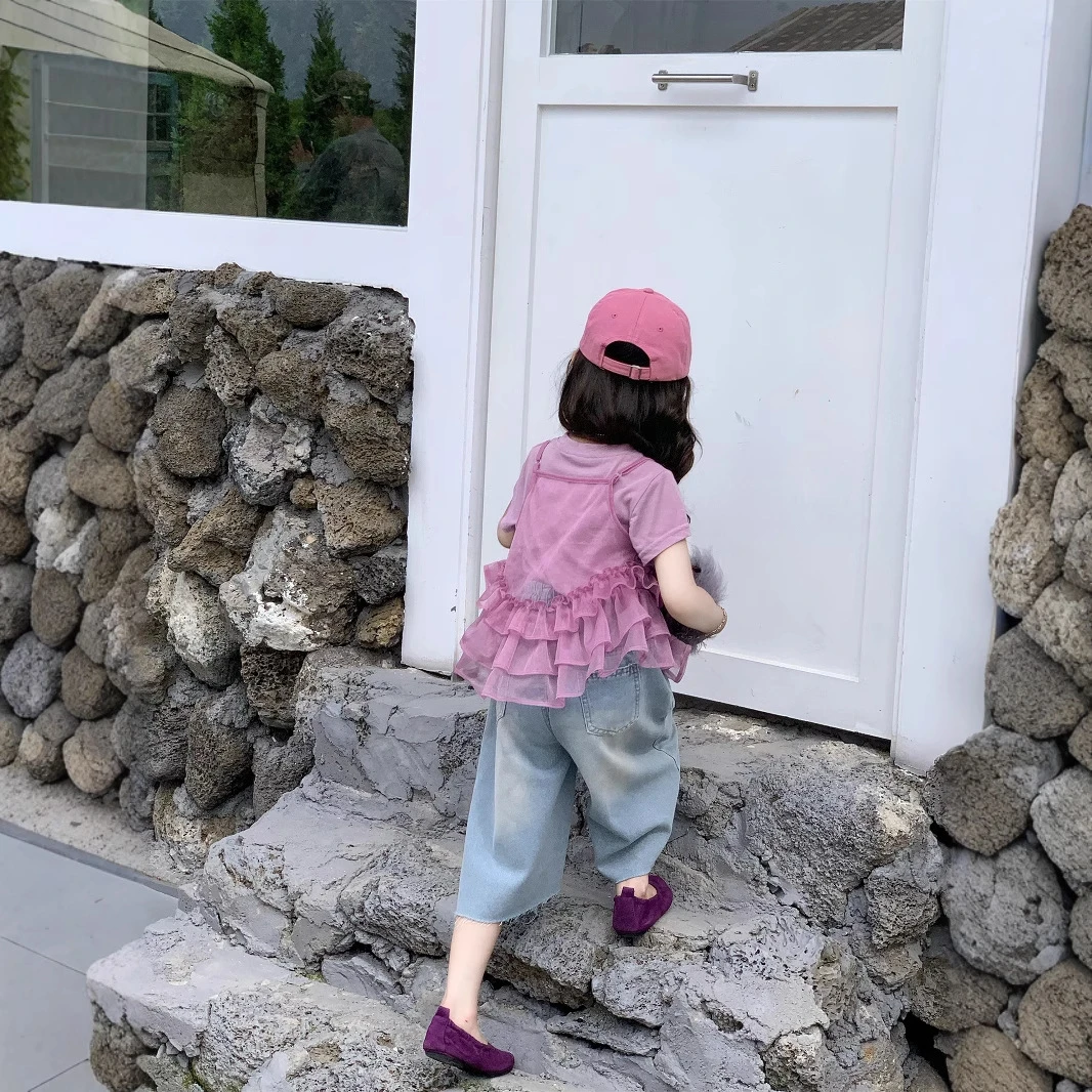 夏季新款女童卡通印花T恤网纱吊带两件套+宽松七分牛仔裤