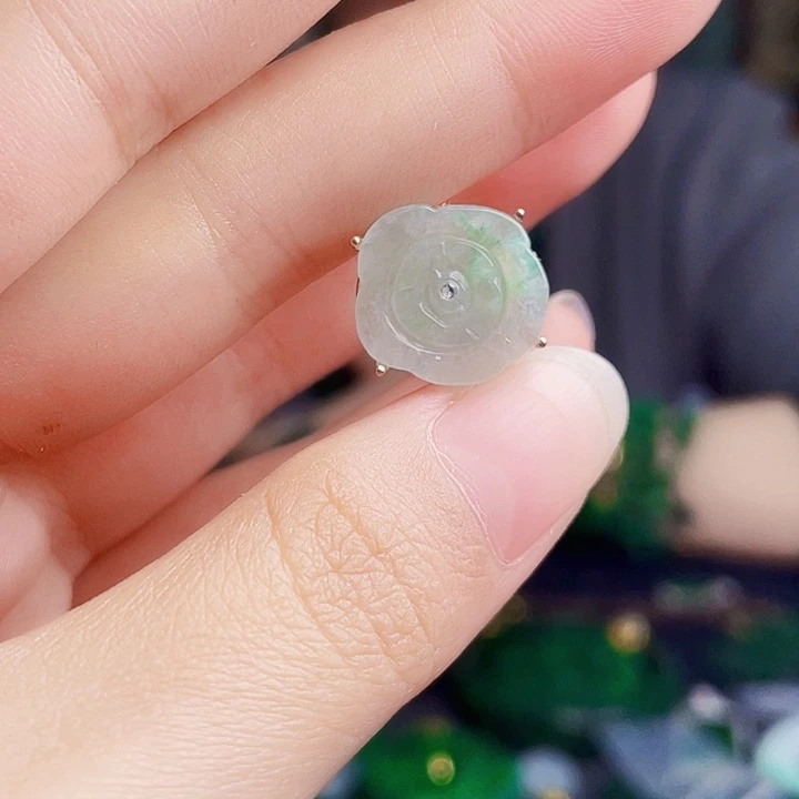 翡翠银S925镶嵌颈饰多样性