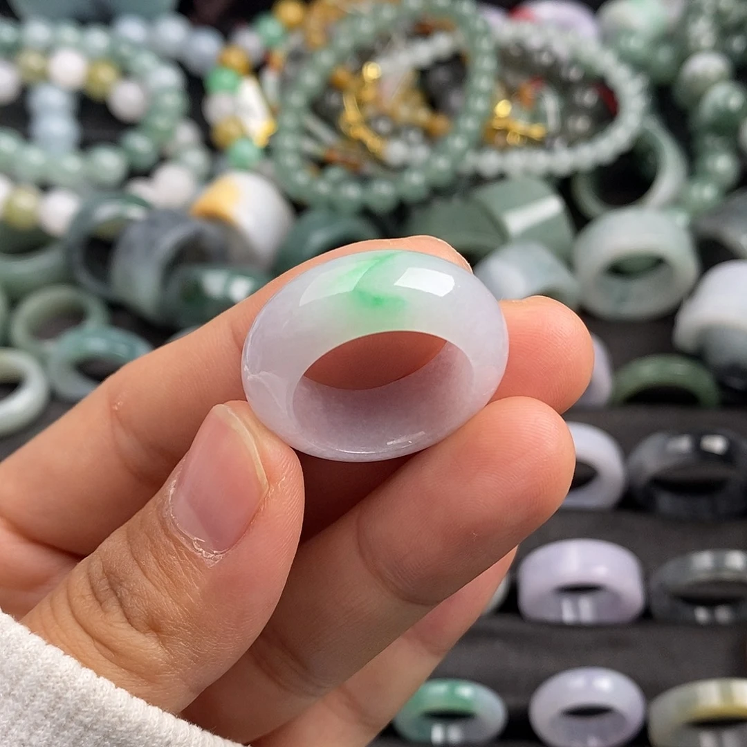 翡翠未镶嵌戒指翡翠