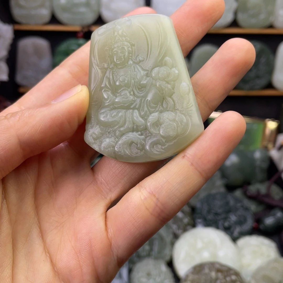 和田玉未镶嵌颈饰