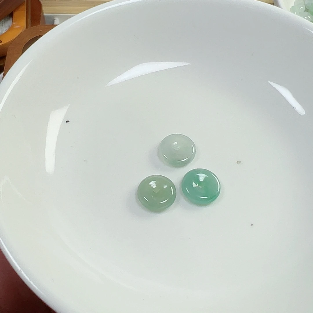 翡翠散珠心***欢平安扣三个