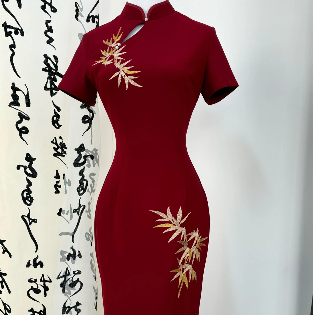 秋辞香~红色佳人短袖弹力修身春夏重工刺绣旗袍连衣裙