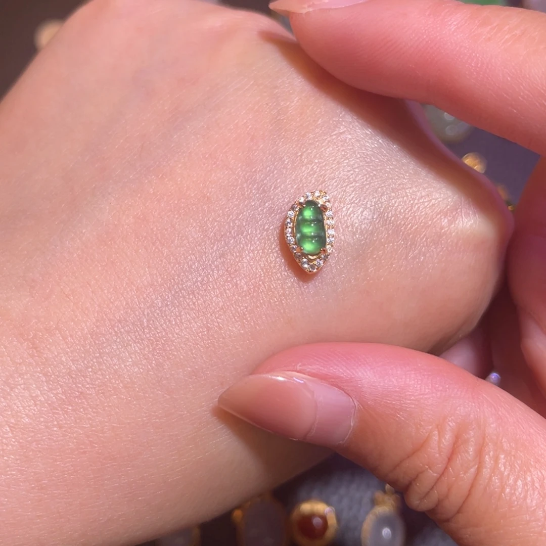 翡翠银S925镶嵌颈饰