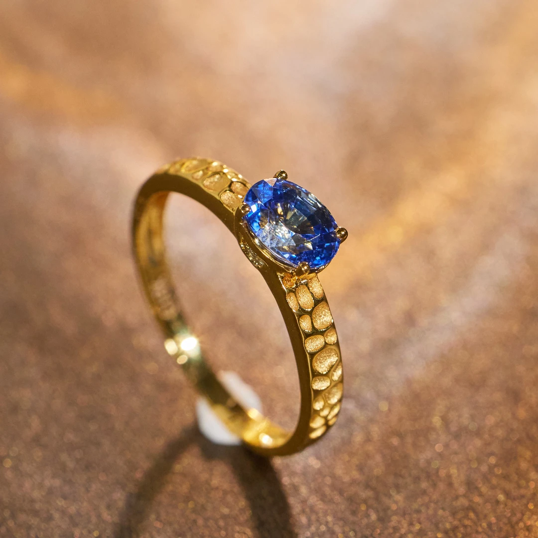 【歪歪】蓝宝石戒指*18K金镶S1419