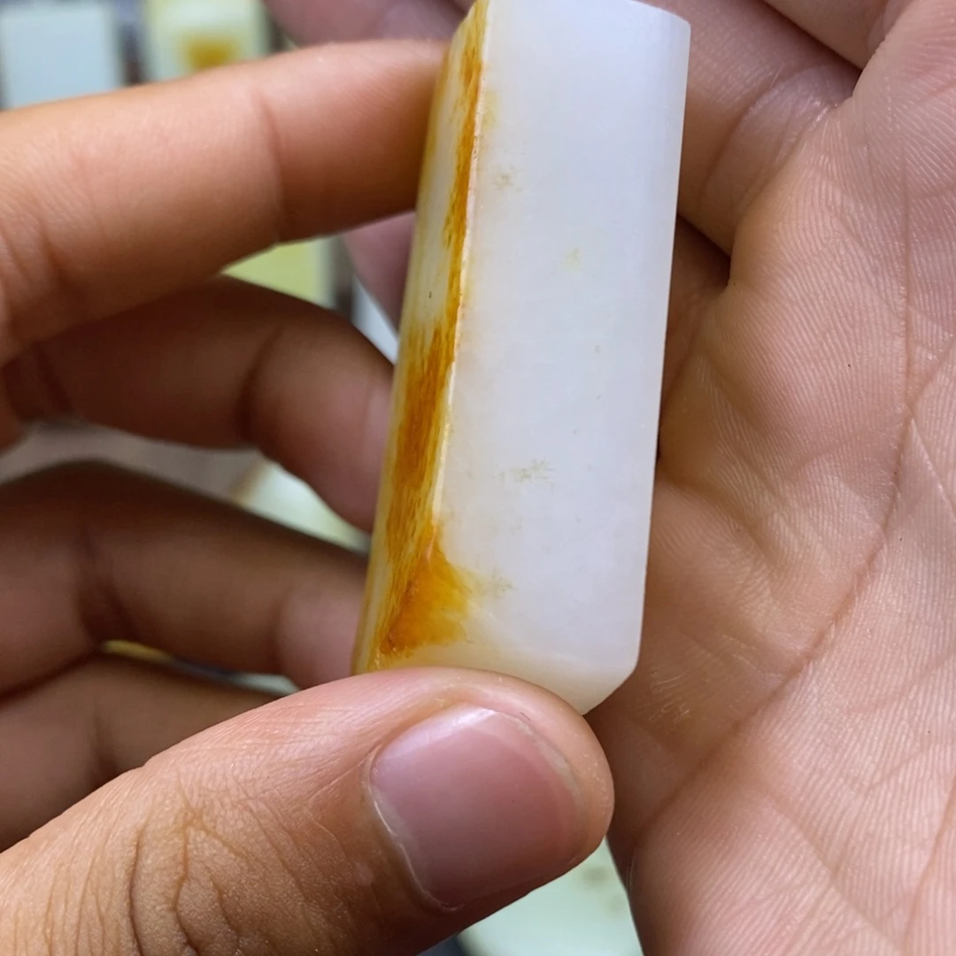 情***价定制和田玉未镶嵌吊坠