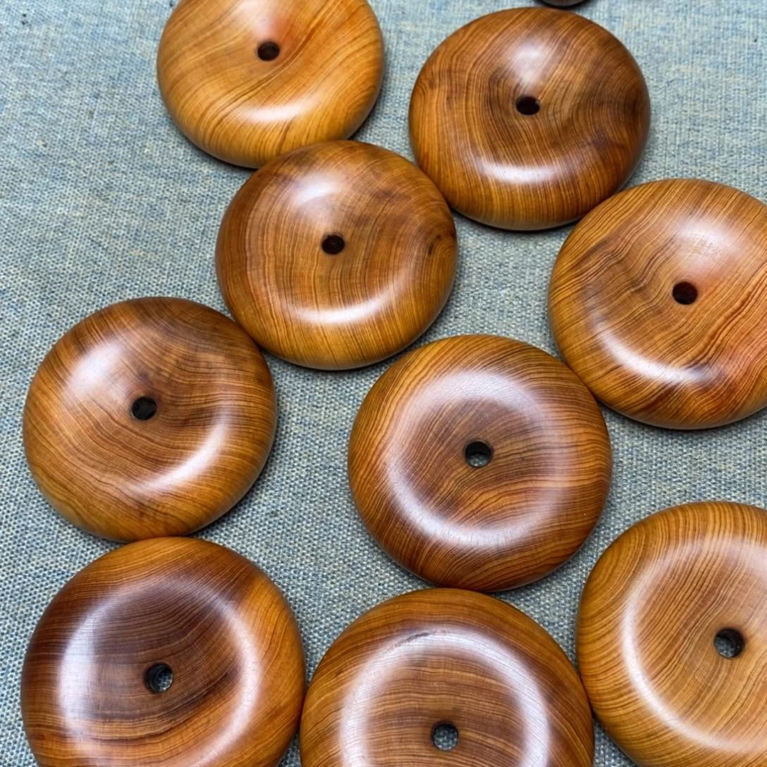 柏木（崖柏）无事牌6公分平安扣