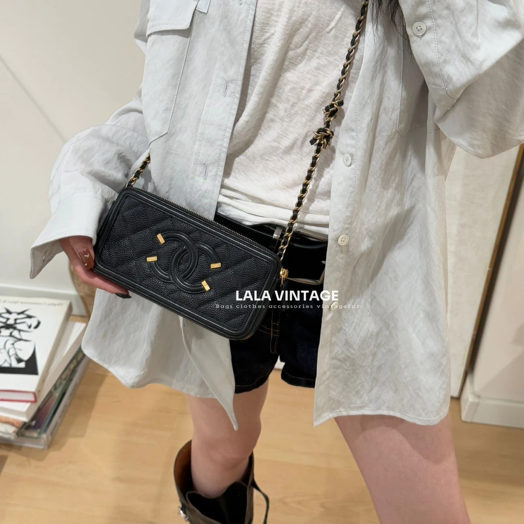 95新 Chanel/香奈儿 Chanel黑金鱼子酱大logo链条斜挎包｜1835