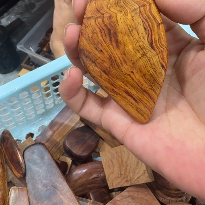 &***苍有机玻璃小件物品的销售