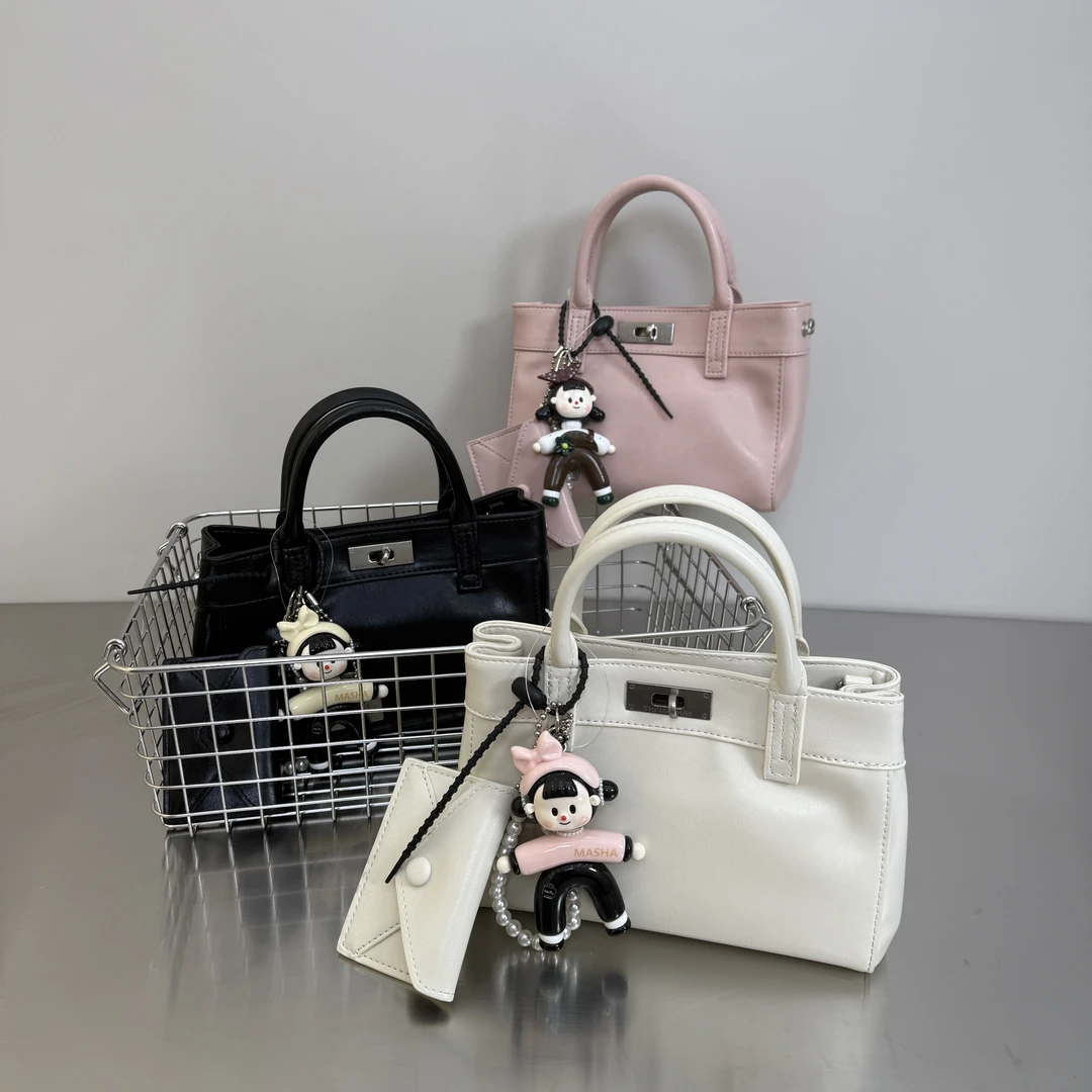 2025新款时尚韩版小包女包气质斜挎文艺风单根简约风方形包