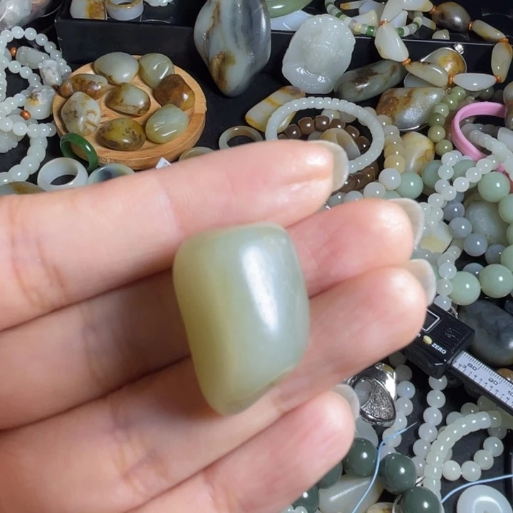 未镶嵌手链和田玉永*