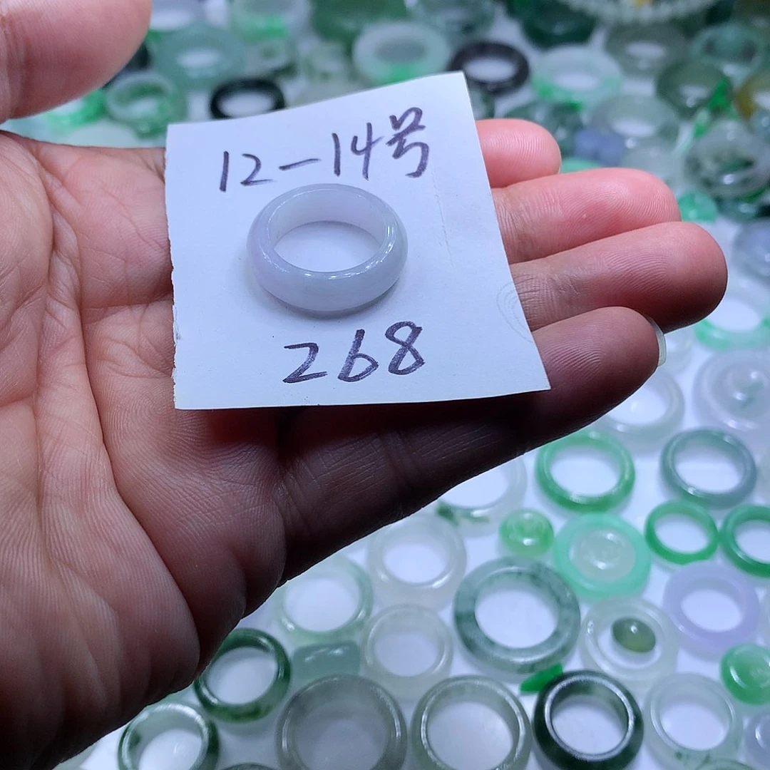 未镶嵌定制翡翠翡翠