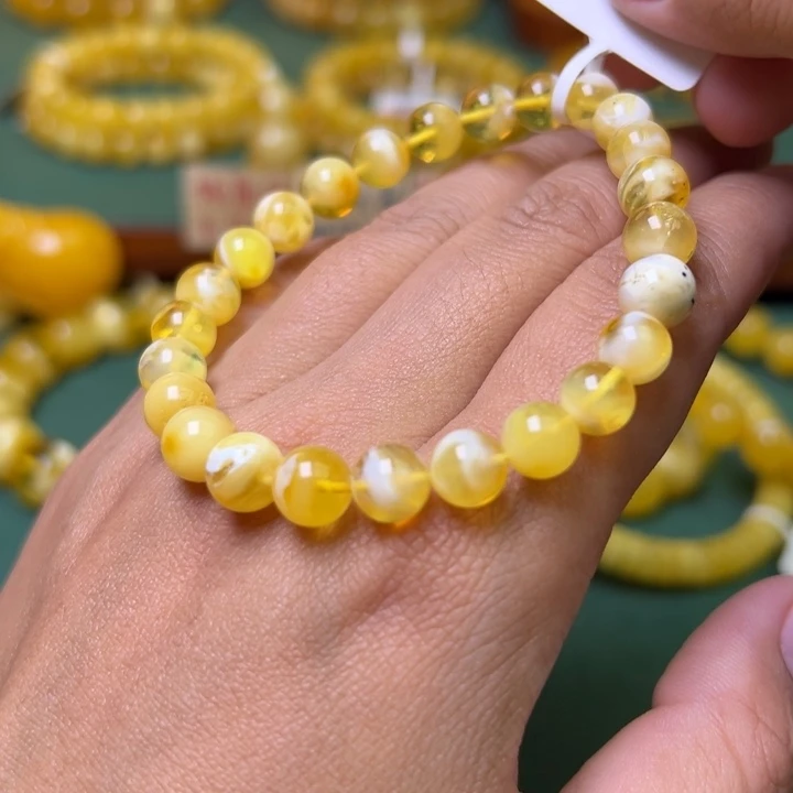 蜜蜡未镶嵌珠宝奇石