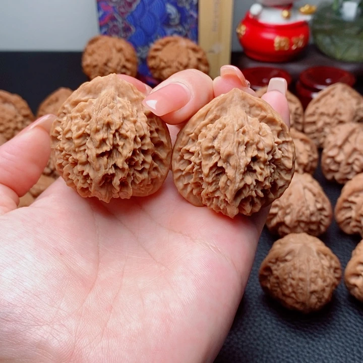 把件文玩核桃皇冠40