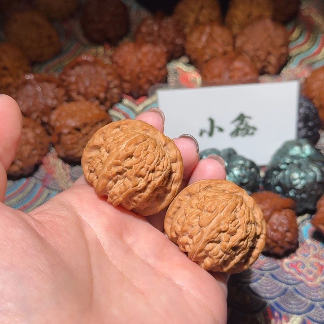 核桃把件1802号39闷白闷白文玩核桃