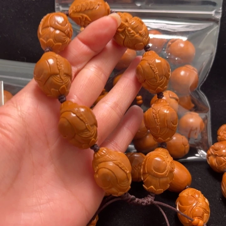 এ***࿐橄榄核手串财神20