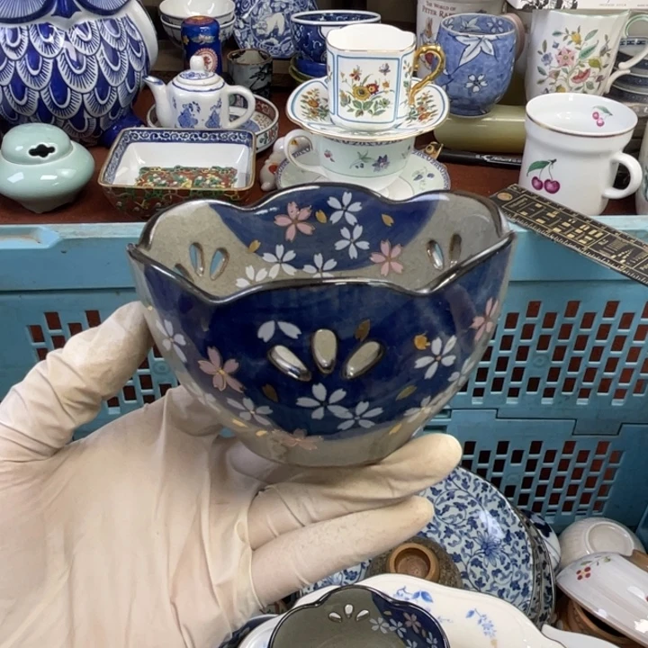 他家瓷器真美…开播了